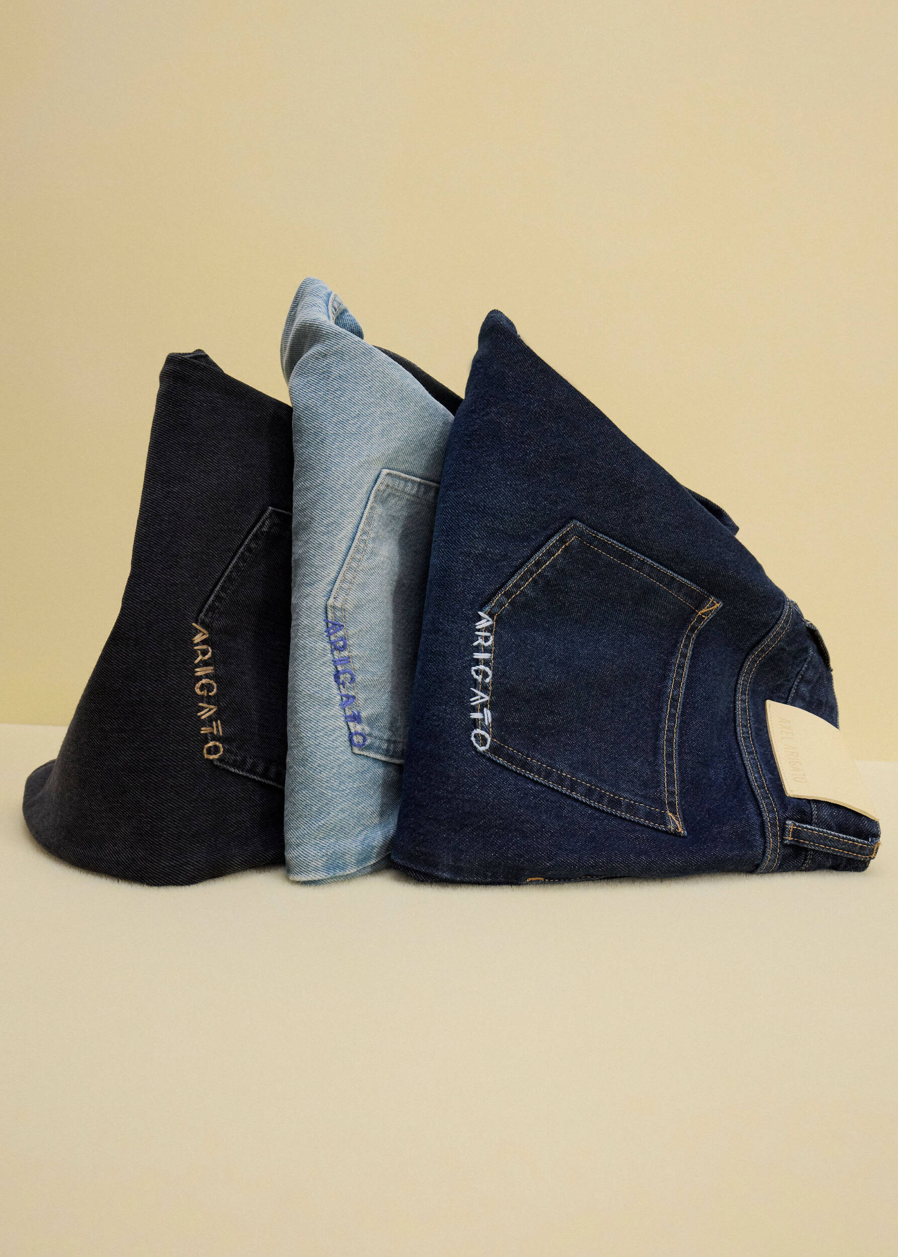 Zine Relaxed-Fit Jeans