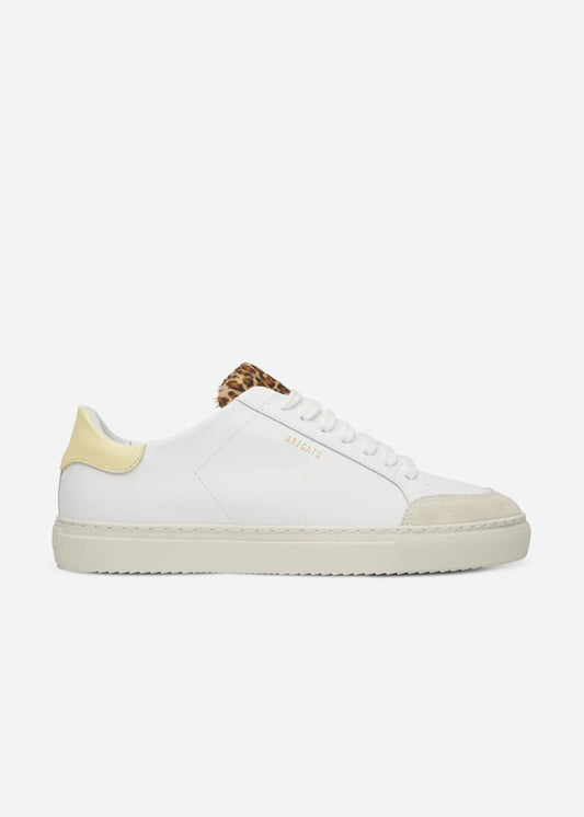 Clean 90 Triple Sneaker | Cover